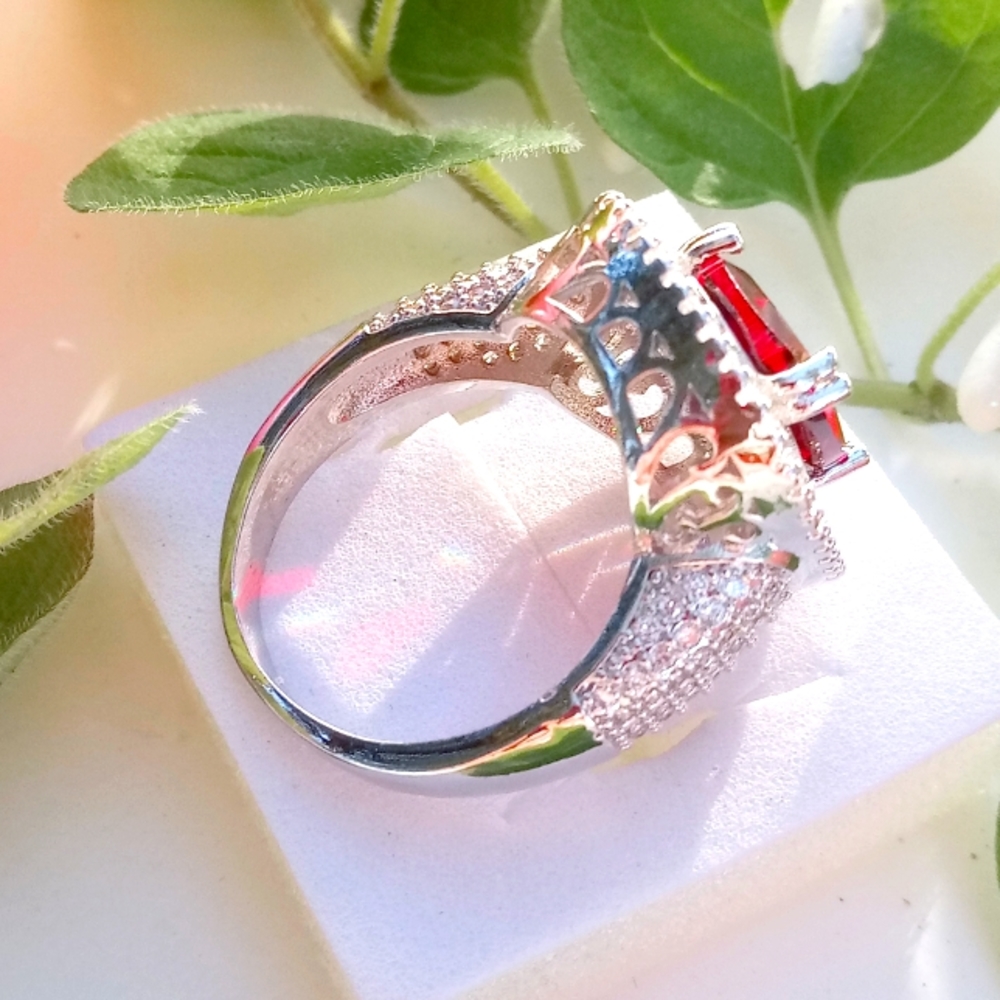 Sterling Silver Red Ruby ring - Picture 3 of 4